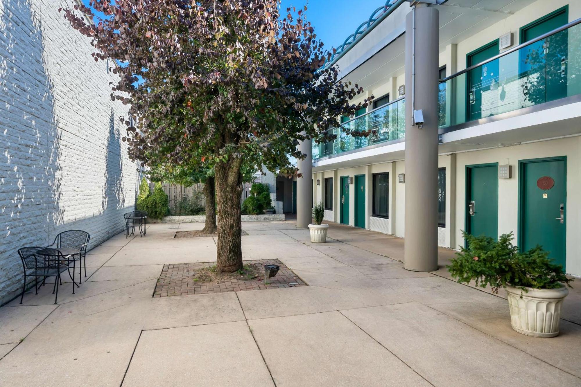 Brandywine Valley Inn Surestay Plus By Best Western Wilmington Exterior foto