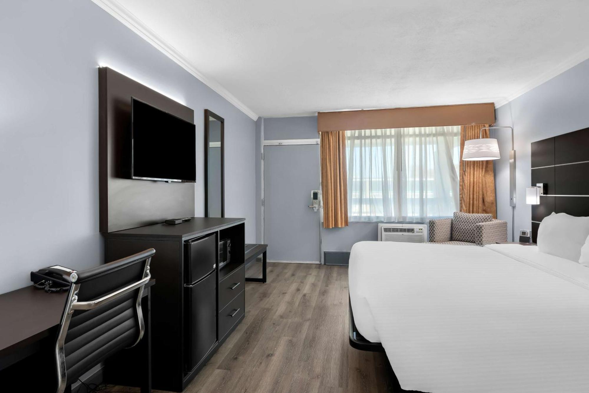 Brandywine Valley Inn Surestay Plus By Best Western Wilmington Exterior foto