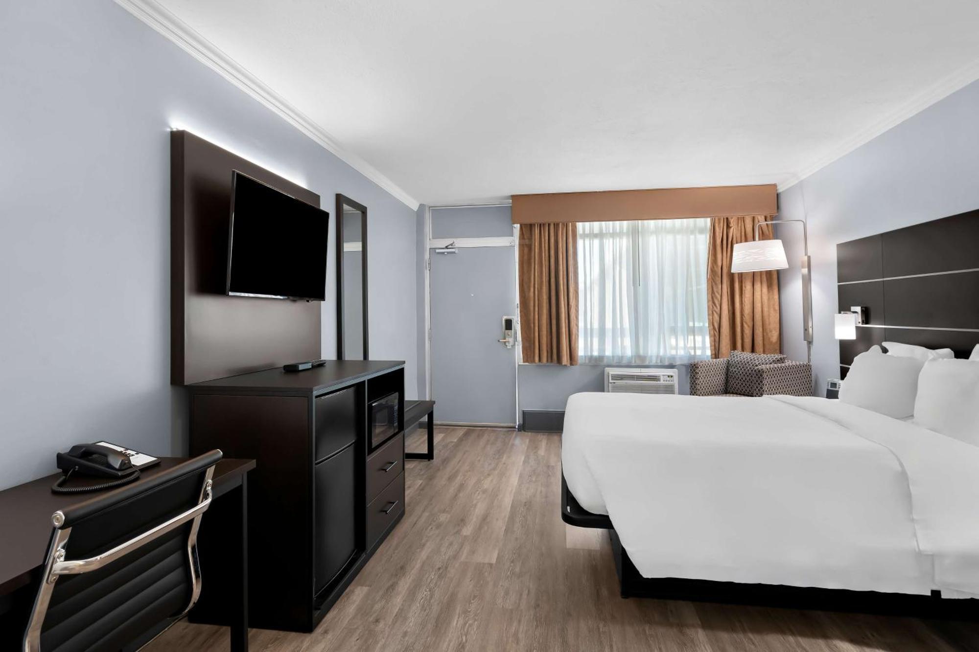 Brandywine Valley Inn Surestay Plus By Best Western Wilmington Exterior foto